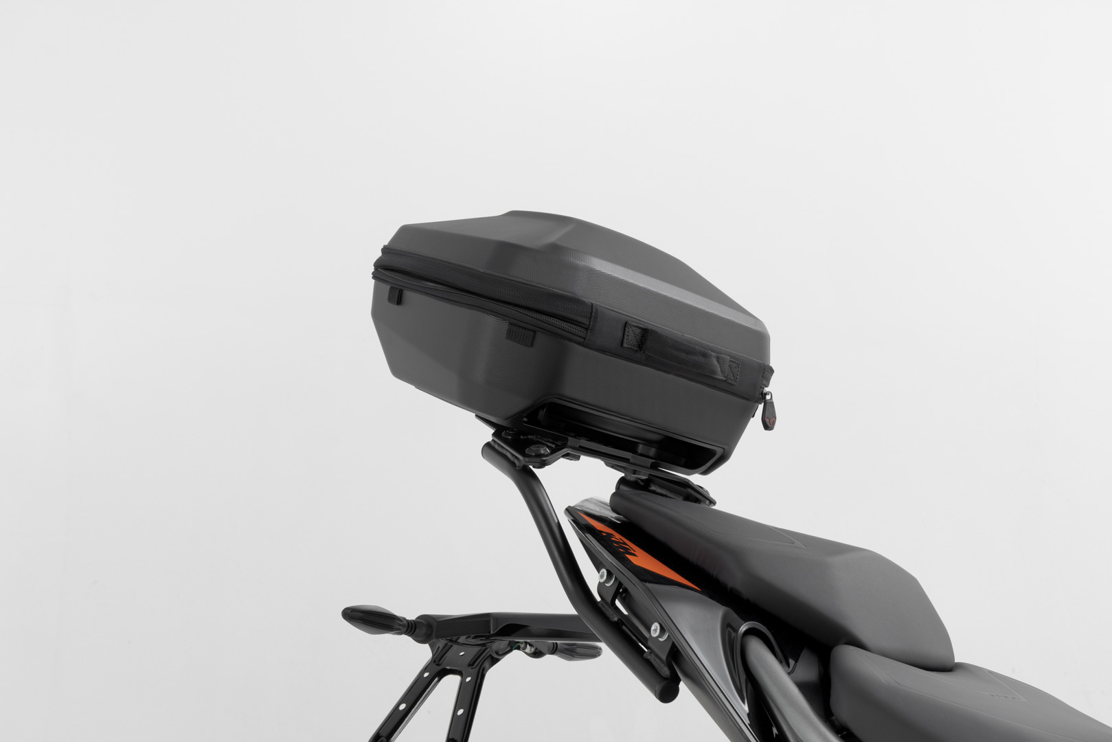 SW-Motech STREET-RACK - Negru. KTM 125 / 390 Duke (17-23). Figura 5