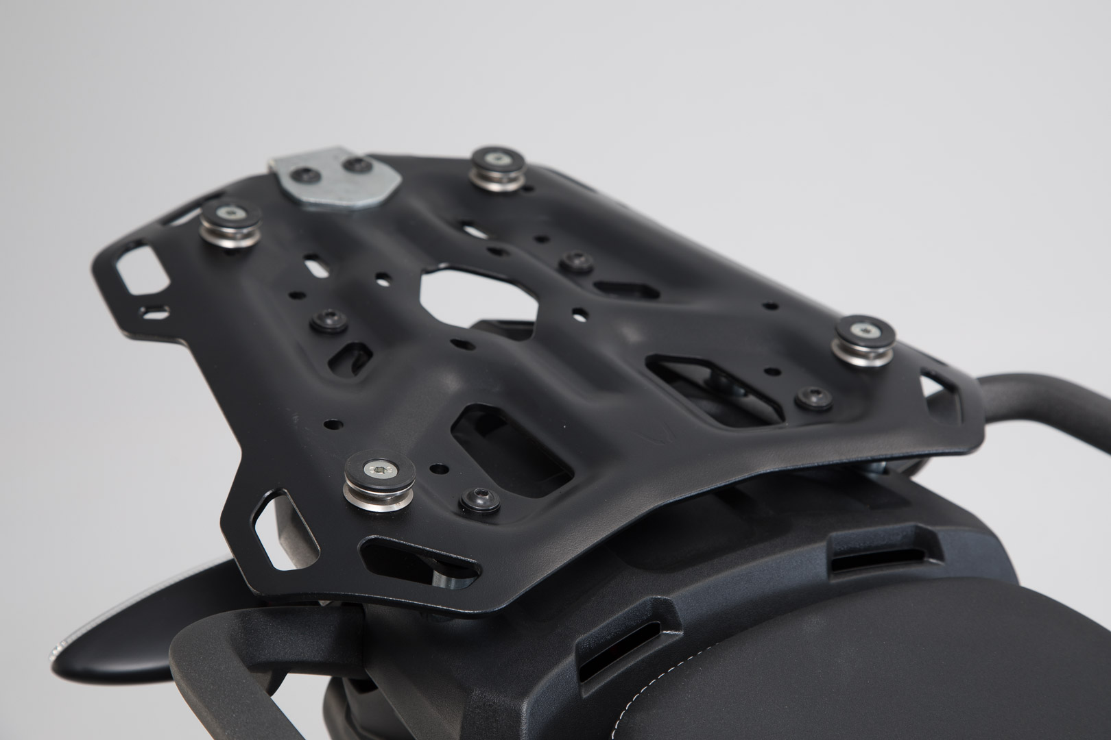 SW-Motech DUSC L top case system - Negru. 41 l. Modele Triumph Tiger 800 (10-). Figura 3