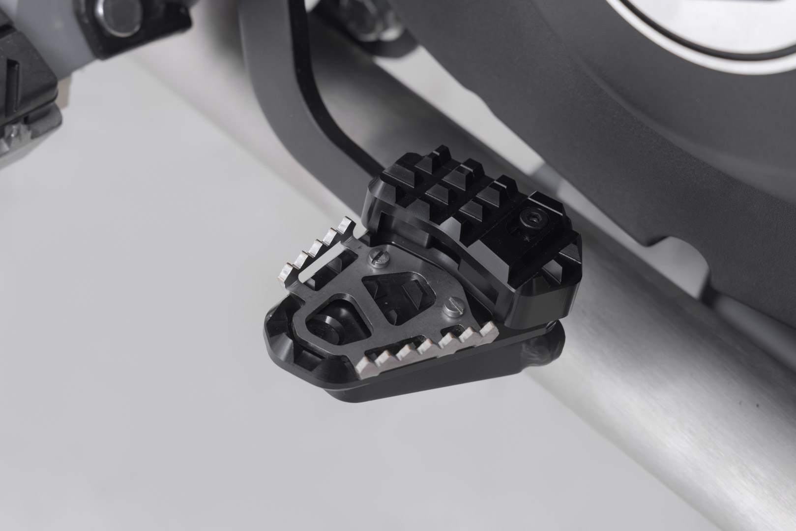 Extensie SW-Motech pentru pedala de frână - Neagră. Royal Enfield Himalayan/ Scram 411 (21-). Figura 3
