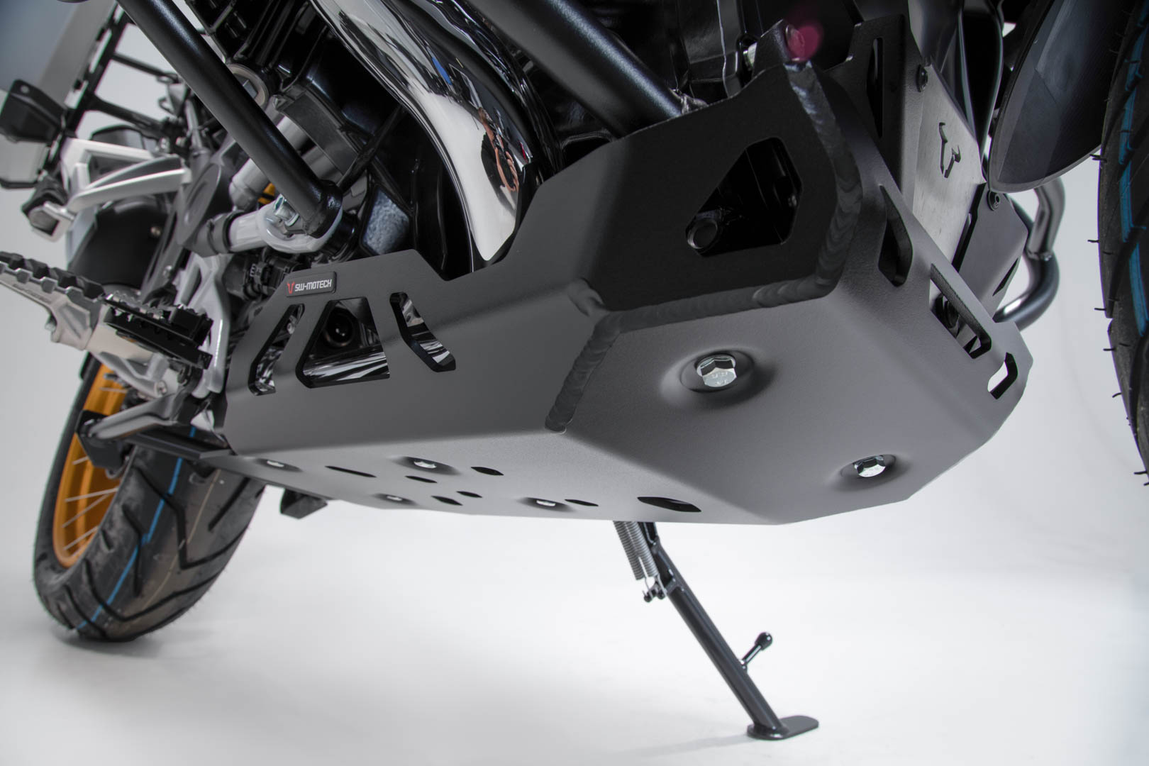 Protecție motorului SW-Motech - Neagră. BMW R 1250 GS / Adv / Rallye (18-). Figura 4
