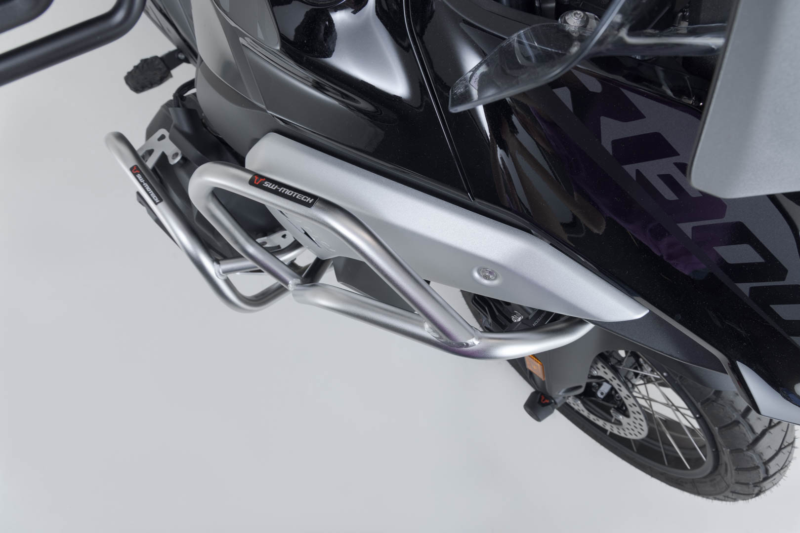 SW-Motech Övre krockbåge - Rostfritt stål. BMW R 1300 GS (23-). Figur 4