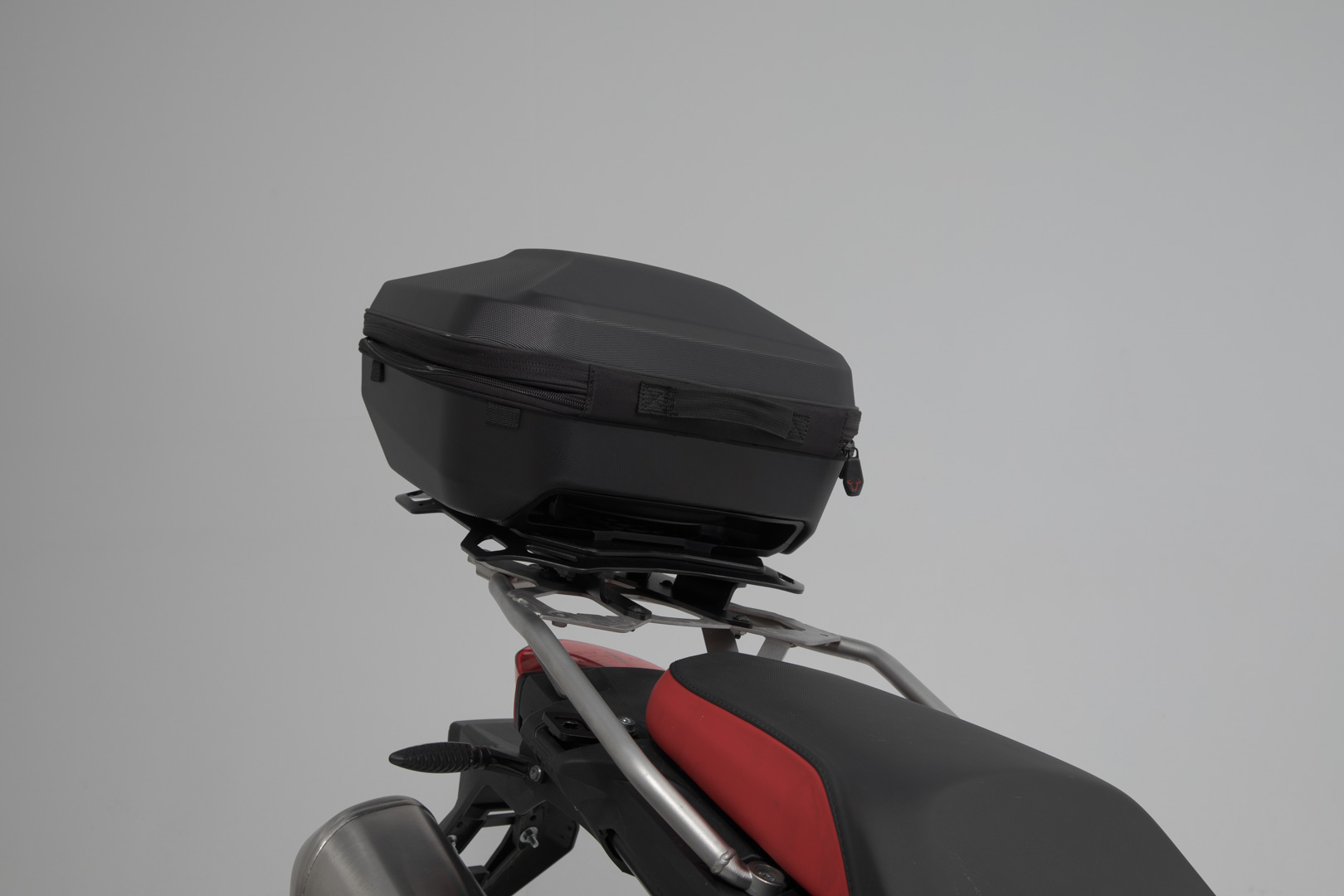 Sistem topcase SW-Motech URBAN ABS - Negru. F 750/800/850 GS. Pentru oțel inoxidabil RA. Figura 5