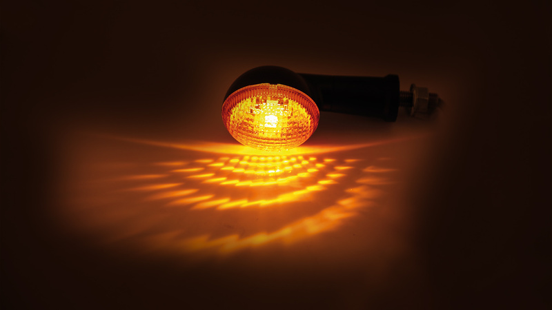 HIGHSIDER Smart Oval Bulb Miniindikator Kropp Svart / Lins Orange (Par), Fram och Bak Figur 3