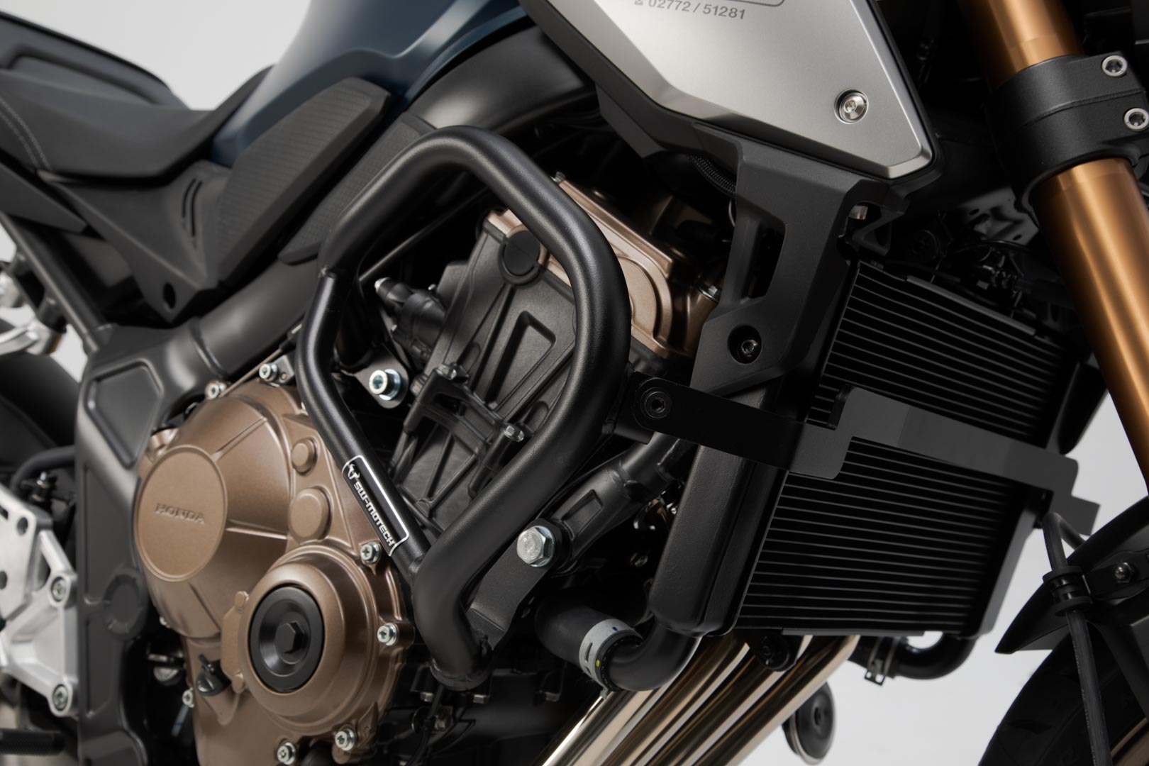 SW-Motech Crash bar - Svart. Honda CB650F (14-18) / CB650R (18-). Figur 2