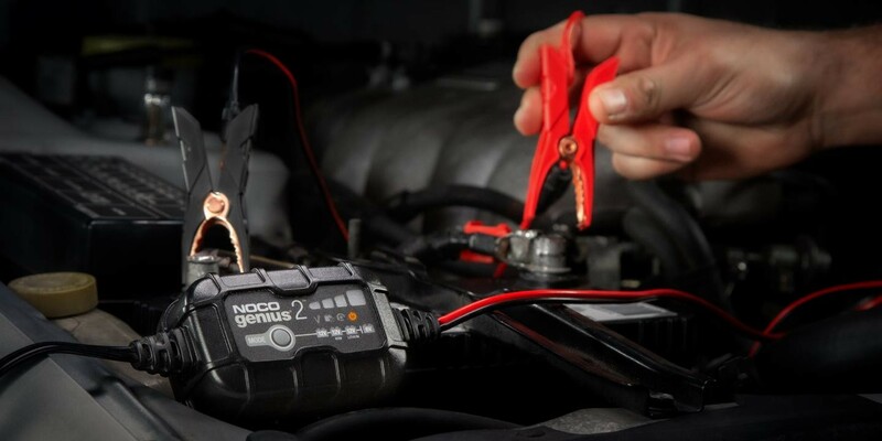 NOCO Smart batteriladdare montering med Genius2 6/12V 2A-klämmor Figur 4