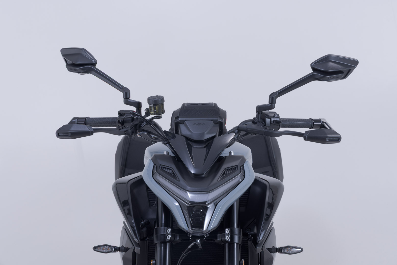 Protecții SW-Motech cu protecție împotriva vântului - Negru. CFMoto 675NK (25-). Figura 2