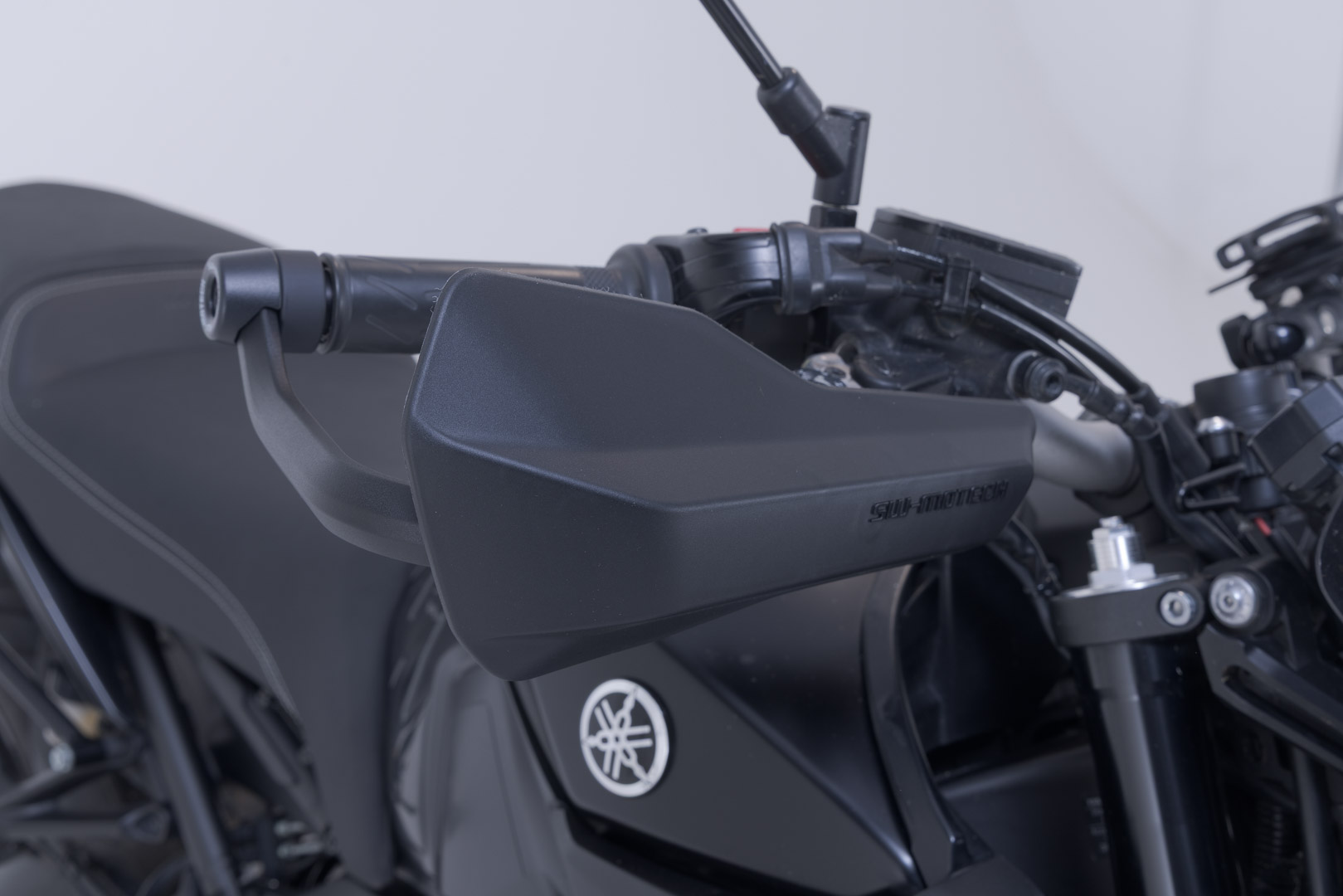 Kit SW-Motech Sport de protecție de mână - Negru. Yamaha MT-07 / Pure (20-24). Figura 3