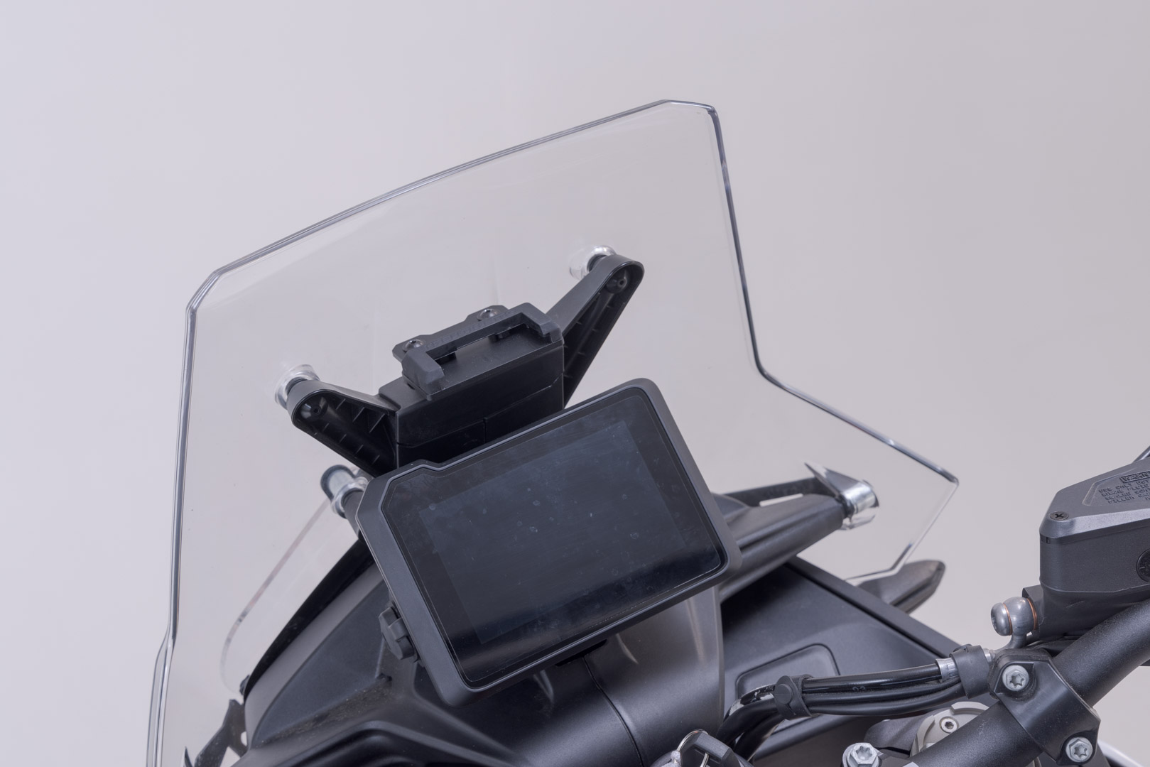 SW-Motech GPS-fäste för sittbrunn - Svart. KTM 890 Adv (22-). Figur 3