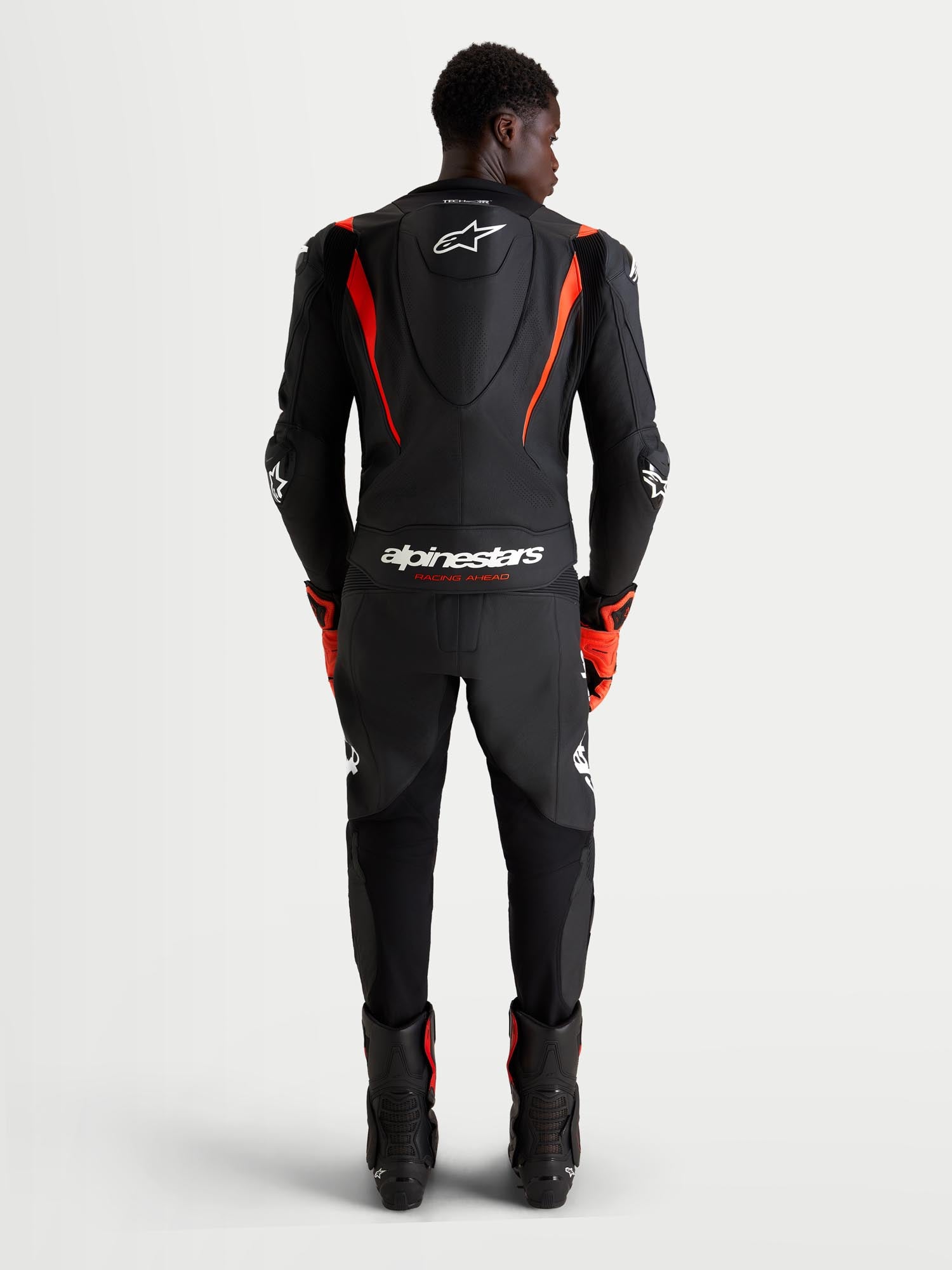 Alpinestars Missile V3 Two Piece Motorcycle Leather Suit black/red 48 Figure 8