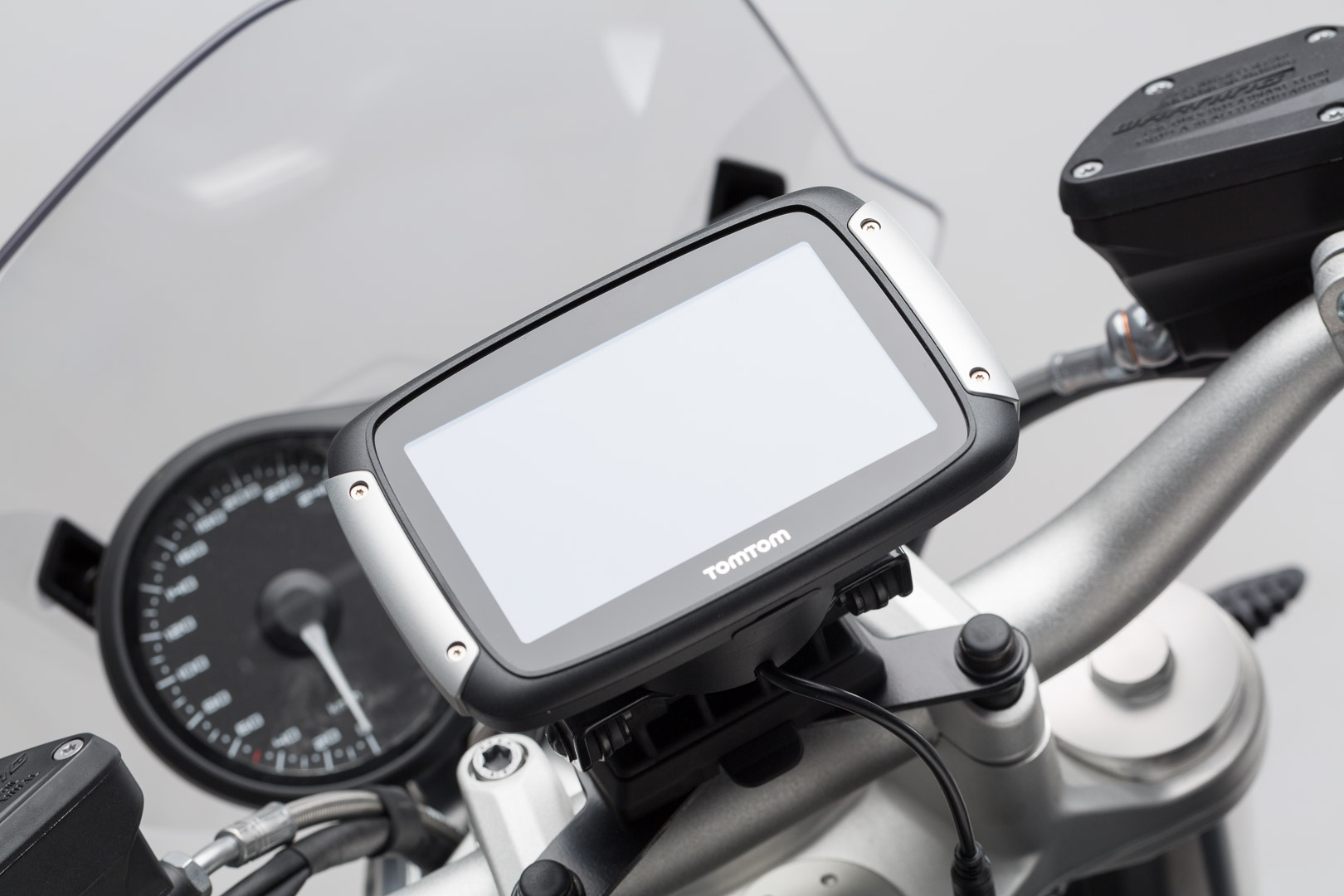 SW-Motech GPS-fäste för styr - Svart. BMW / Triumph modeller, Himalaya. Figur 3