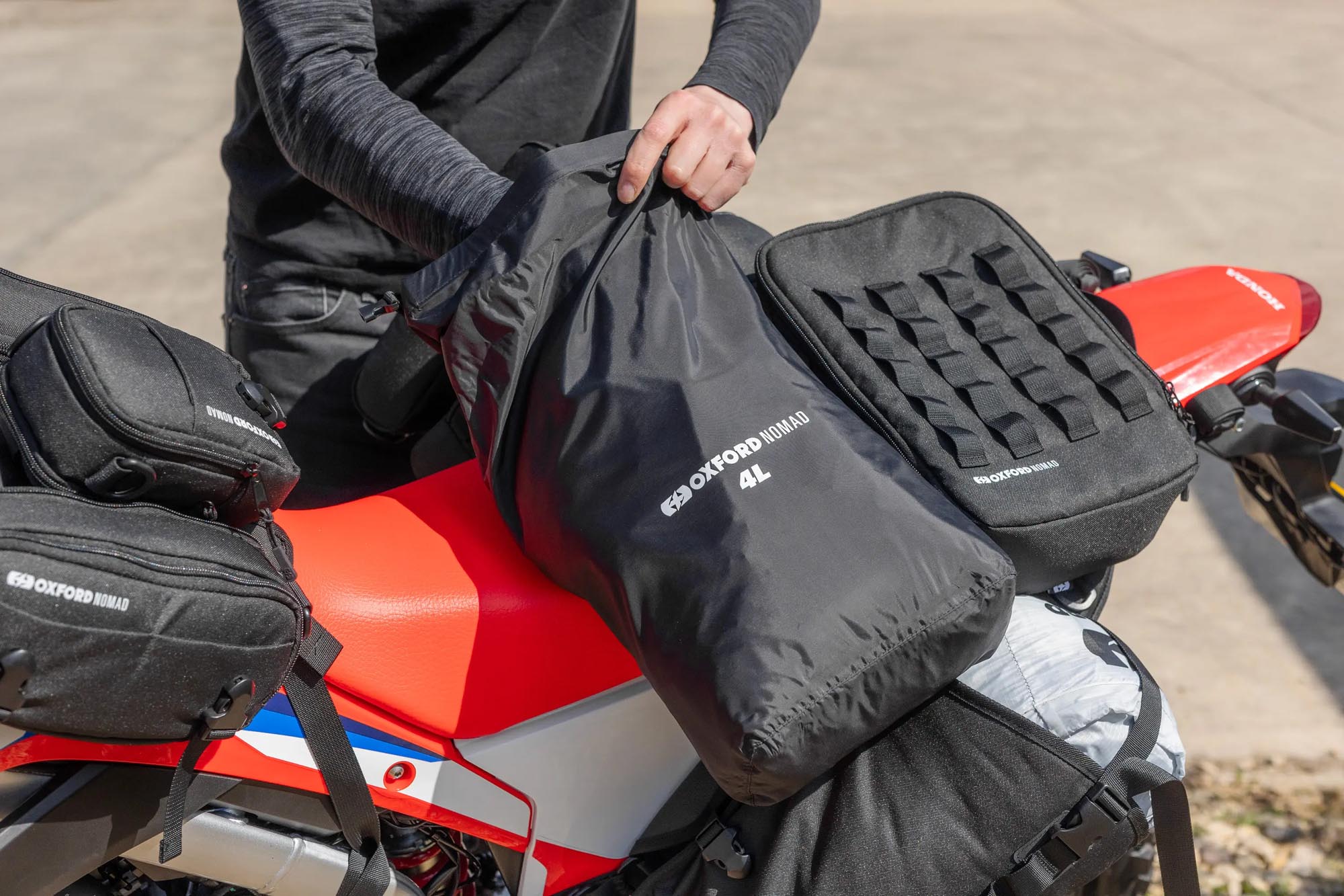 Oxford Nomad 4L Saco Estanque Figura 4