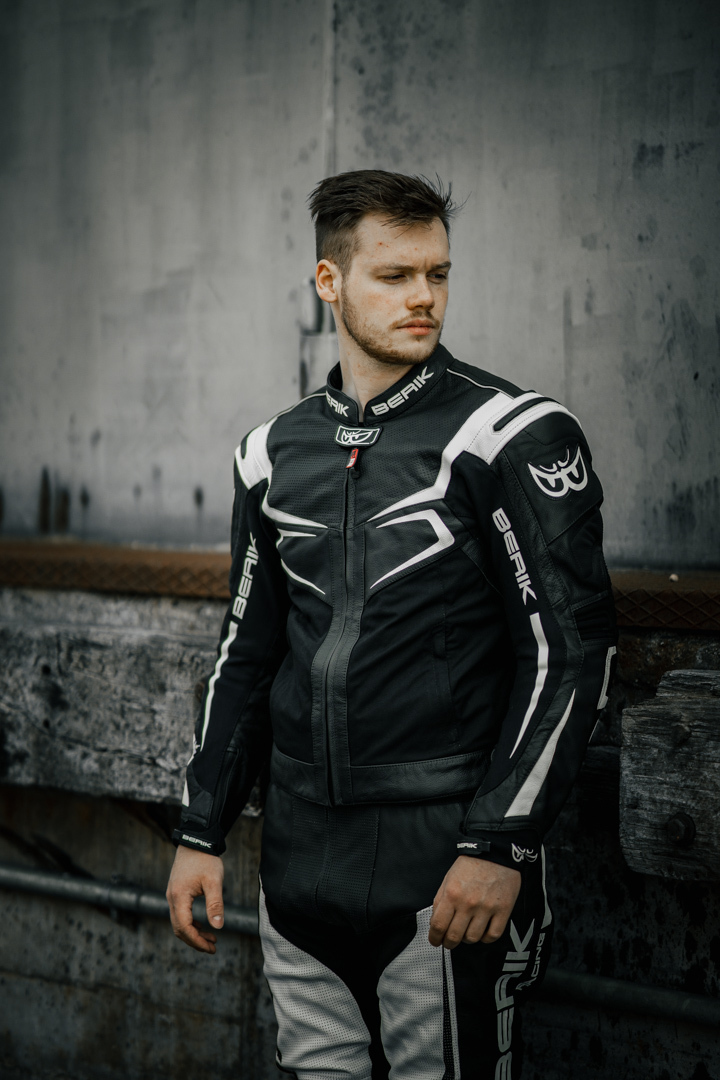Berik Radic Motorcycle Leather / Textile Jacket black/white 60 Figure 3