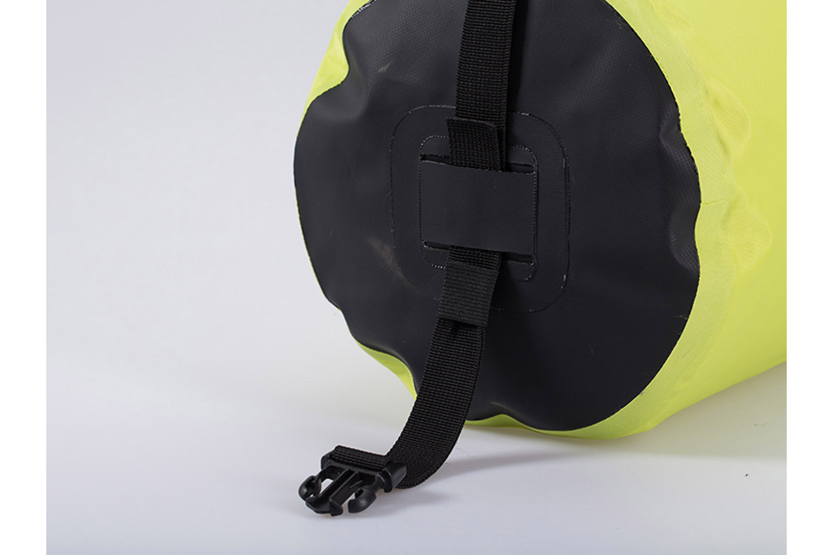 SW-Motech Drypack förvaringspåse - 20 l. Gul. Vattentät. Figur 3