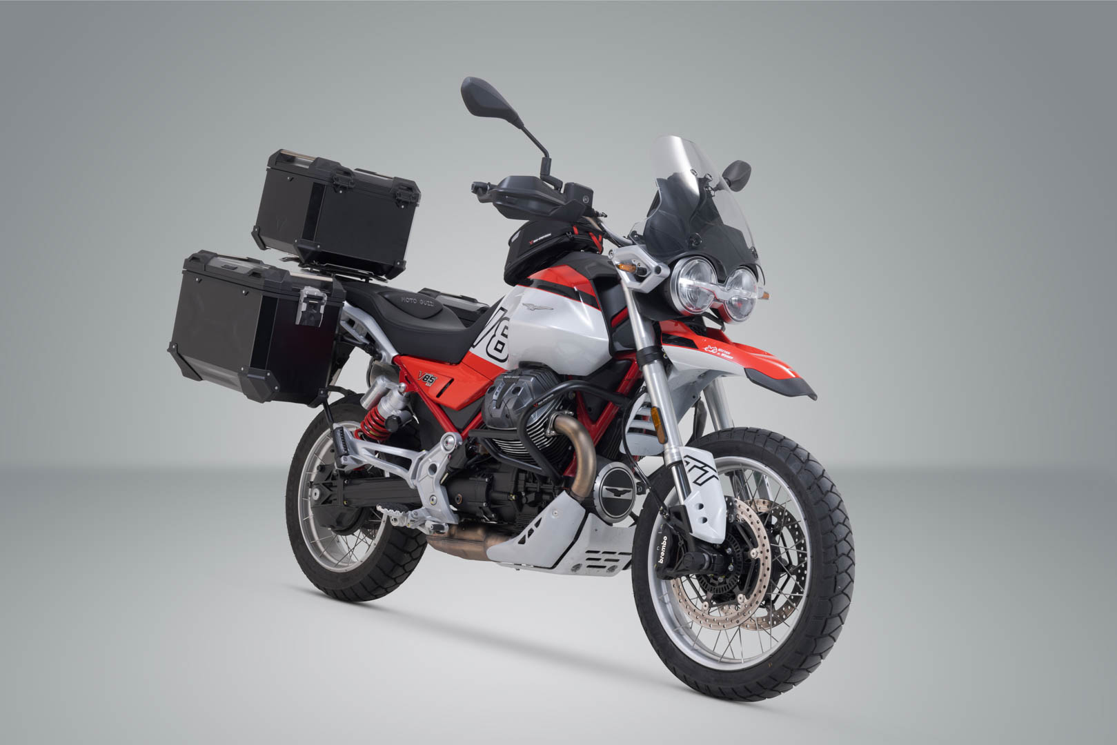 Setul de aventură SW-Motech TRAX ADV - Negru. Moto Guzzi V85 TT (24-). Figura 2