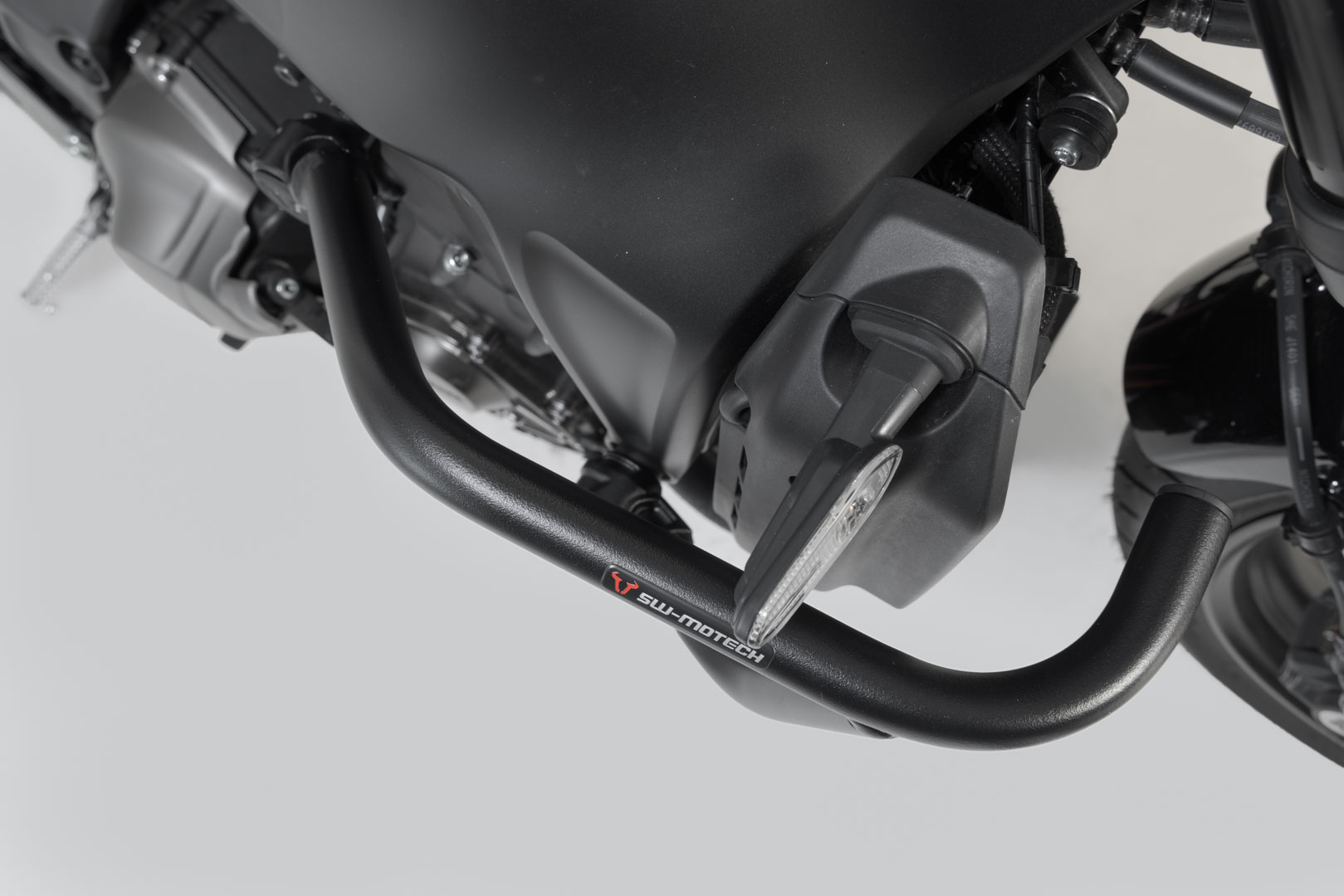 SW-Motech Crash bar - Negru. Yamaha MT-09 / SP (20-), XSR900 (21-). Figura 4