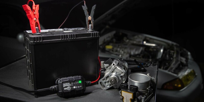 NOCO Smart batteriladdare montering med Genius2 6/12V 2A-klämmor Figur 12