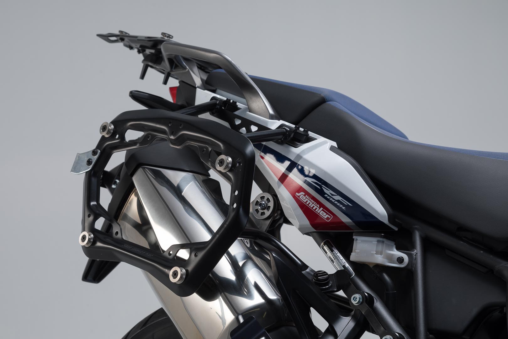 Sistem de carcasă rigidă SW-Motech DUSC - Negru. 41/33L. CRF1000L Africa Twin (15-17). Figura 2