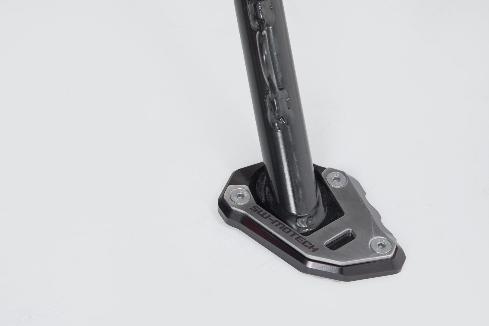 Extensie SW-Motech pentru piciorul lateral - Negru/argintiu. Modele KTM / Husqvarna. Figura 2