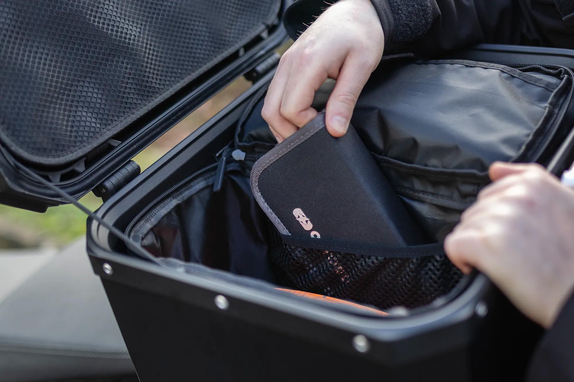 Oxford Roamer 10L Inner Bag for Topcase Figure 9