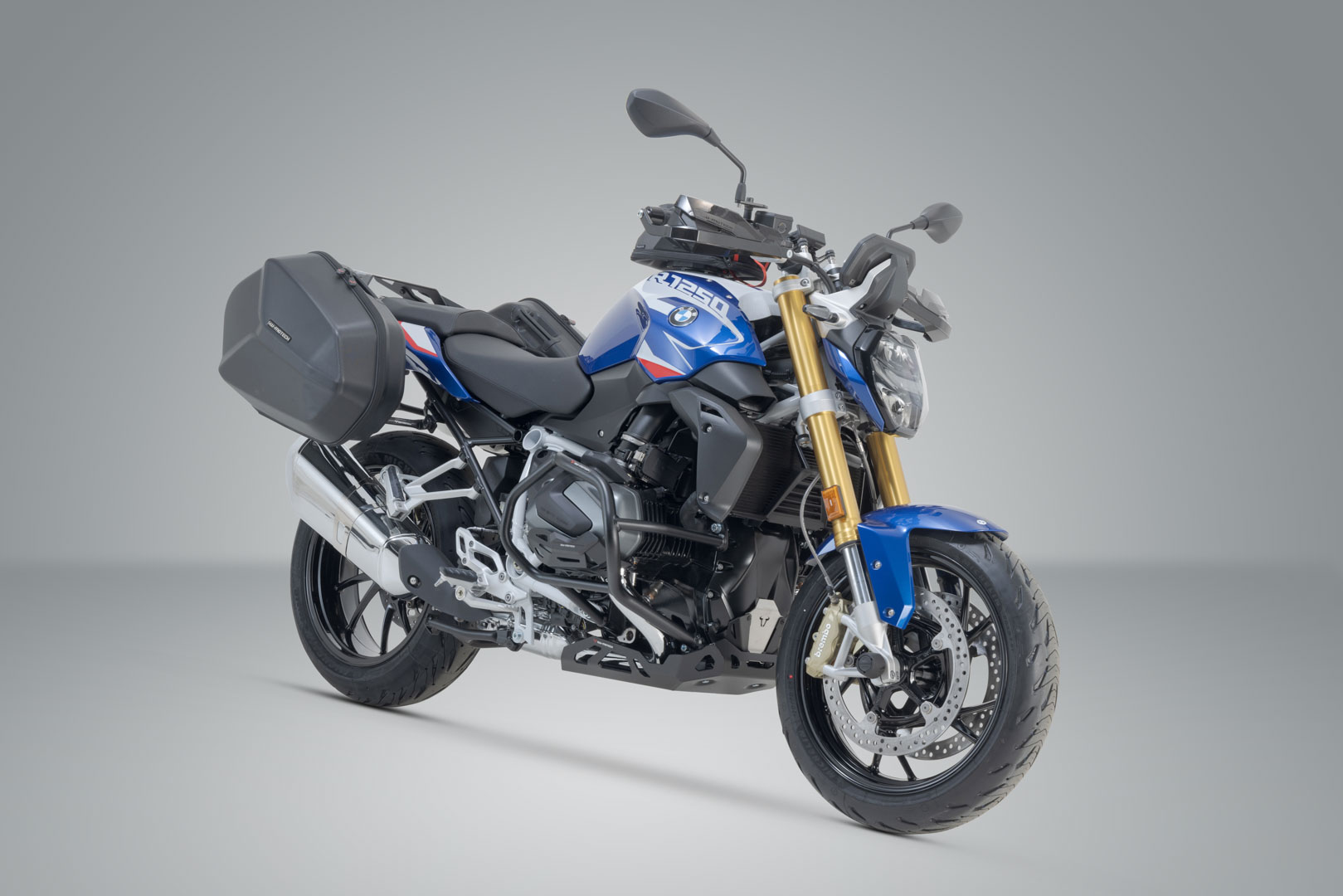 Sistem lateral SW-Motech AERO ABS - 2x25 l. BMW R1200 R/RS (14-18), R1250 R/RS (18-). Figura 2