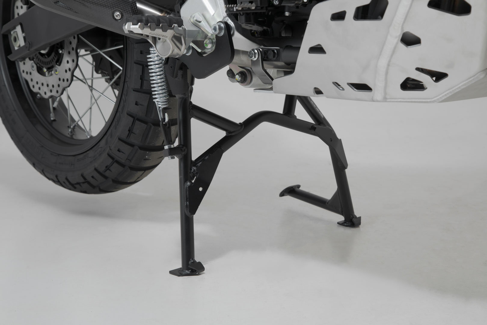 Standul SW-Motech - Negru. Yamaha Ténéré 700 (19-). Figura 1