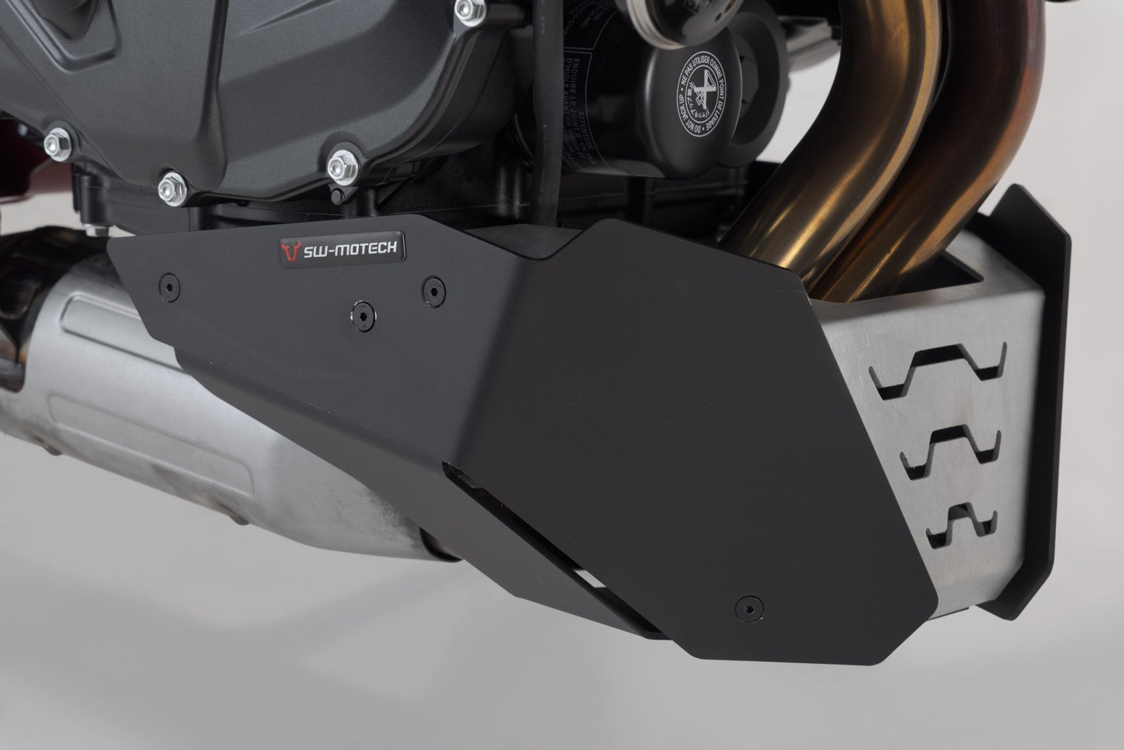 Spoiler dianteiro SW-Motech - Honda CB750 Hornet (22-). Figura 4