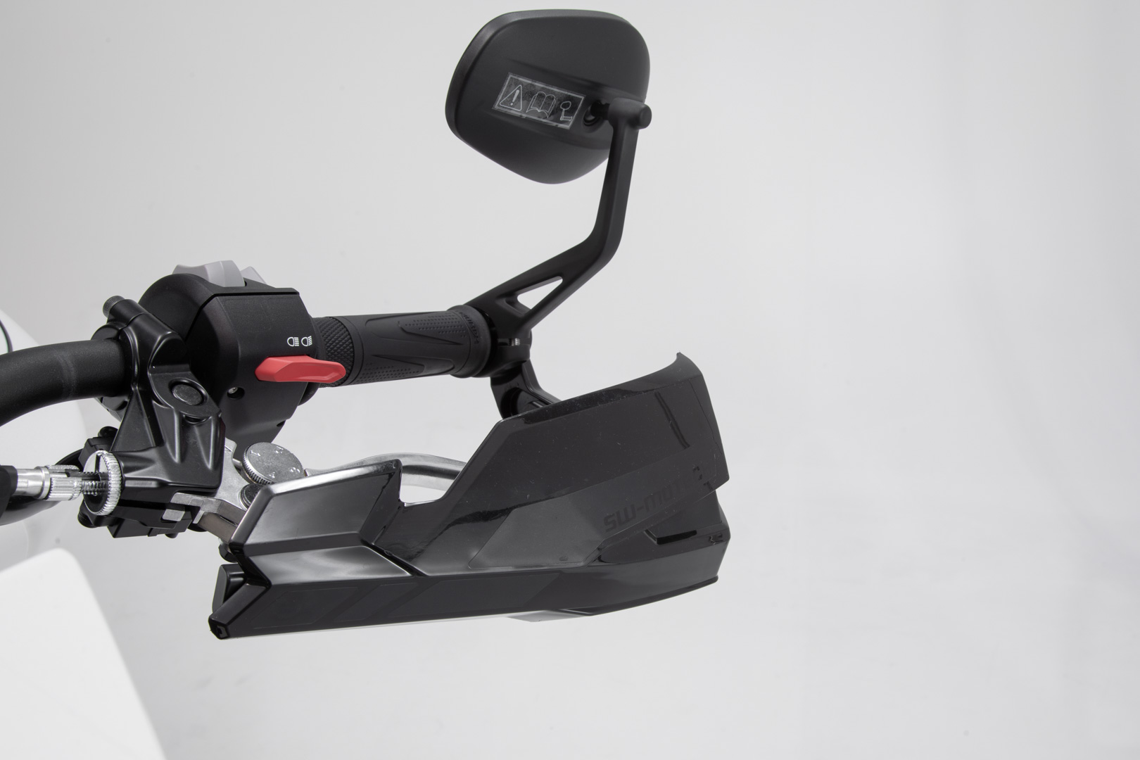 Kit de protecție SW-Motech KOBRA - Negru. Triumph Speed Triple S / RS (18-). Figura 1 Kit de protecție SW-Motech KOBRA - Negru. Triumph Speed Triple S / RS (18-). Figura 1