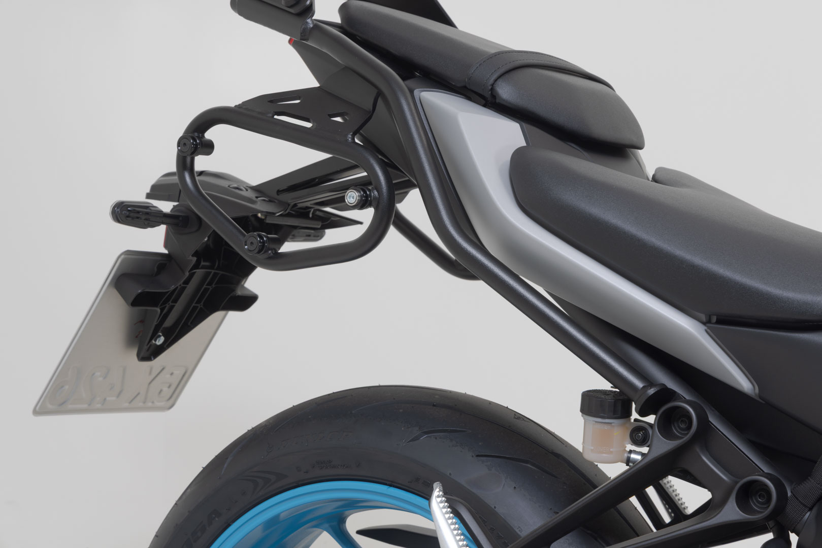 System kufrów bocznych SW-Motech URBAN ABS - 2 x 16,5 l. Yamaha MT-07 (24-). Rysunek 5