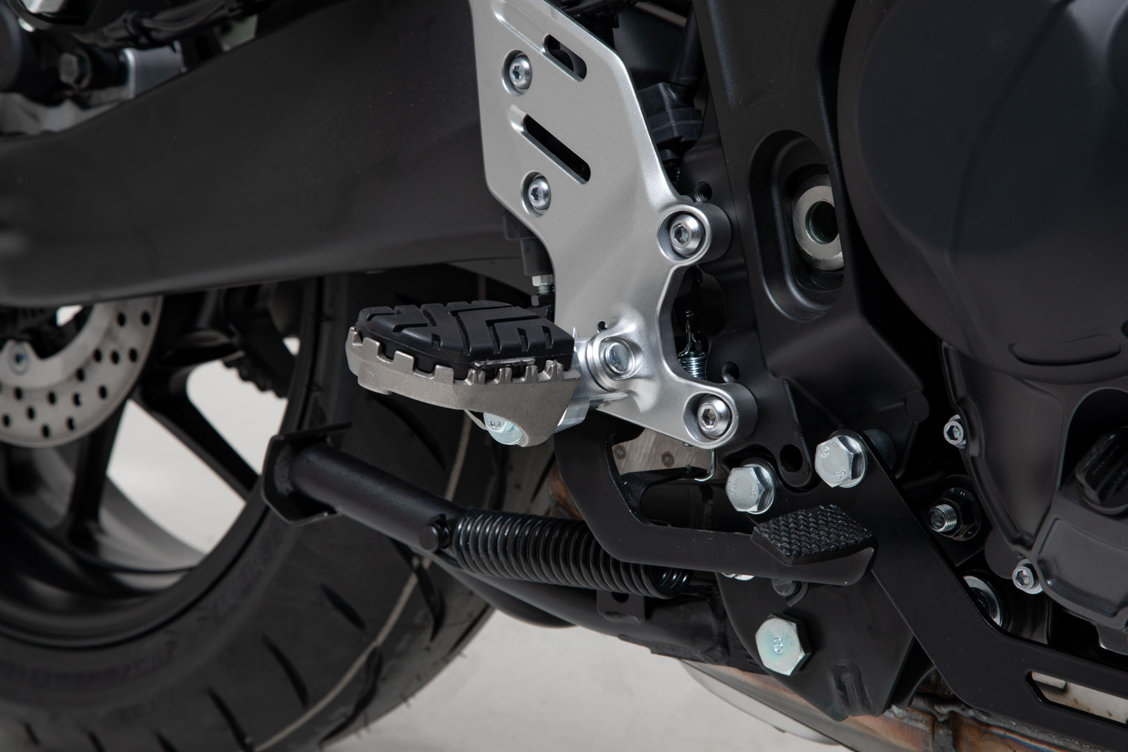 Kit de sprijin pentru picioare SW-Motech ION - Yamaha Tracer 9 (20-). Figura 2