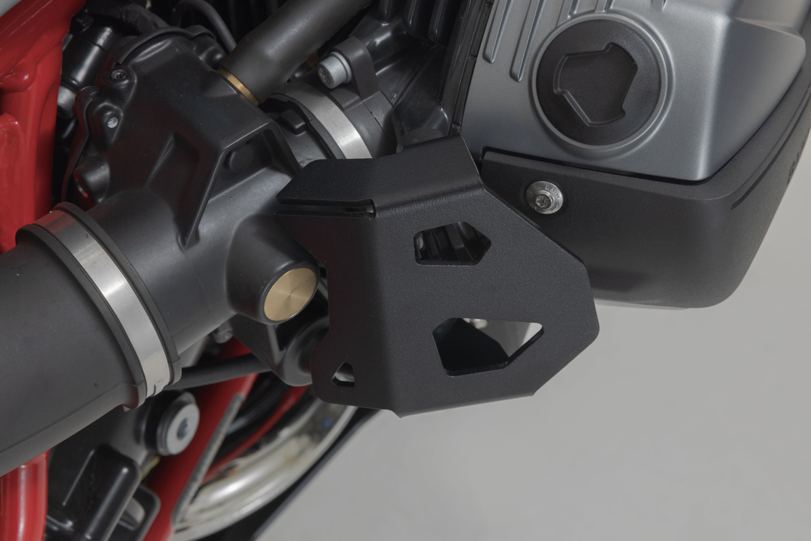 Set de huse pentru injector SW-Motech - Negru. Modele BMW. Figura 4