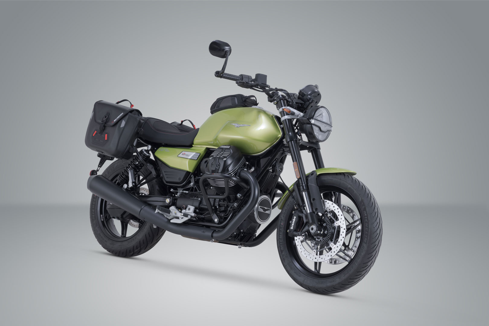 SW-Motech SysBag WP S/S - modele Moto Guzzi V7 (20-). Figura 2
