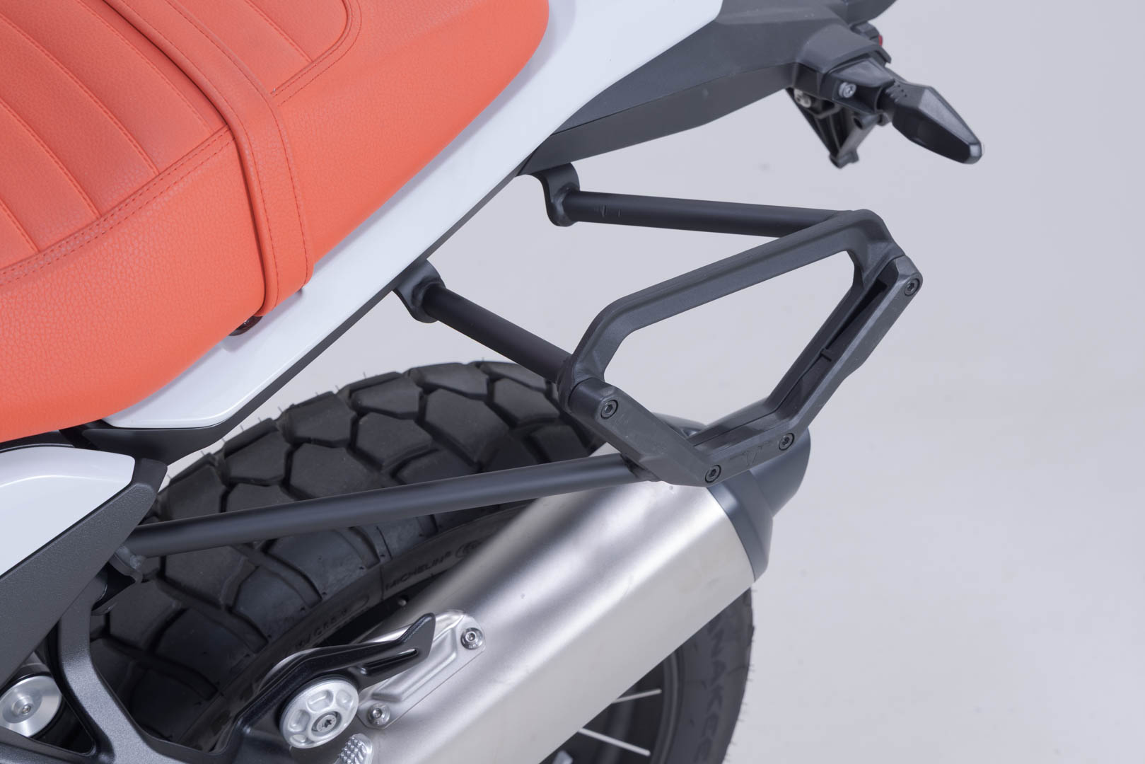 SW-Motech V-LOC Sidobärare vänster - BMW R 12 G/S (24-). Figur 4