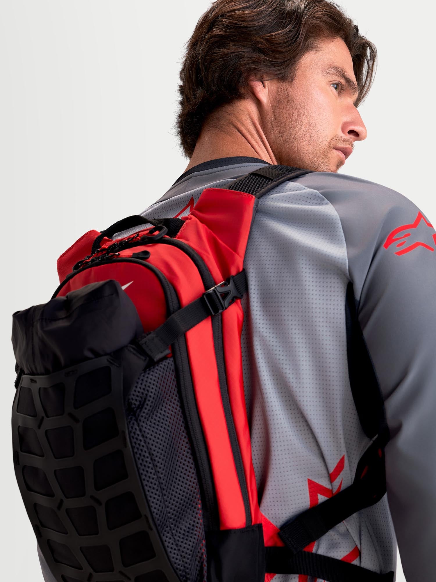 Alpinestars AT-9 Motorradrucksack schwarz/rot Abbildung 8