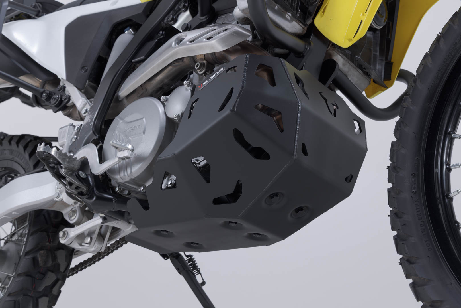 SW-Motech motorskydd - svart. Suzuki DR-Z4S / DR-Z4SM (25-). Figur 3