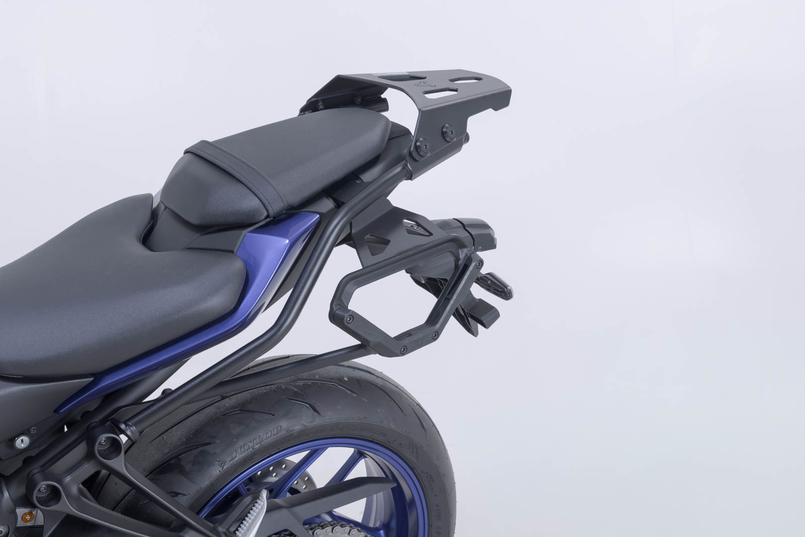 SW-Motech V-LOC Side Carrier vänster - Yamaha MT-07 (24-). Figur 3