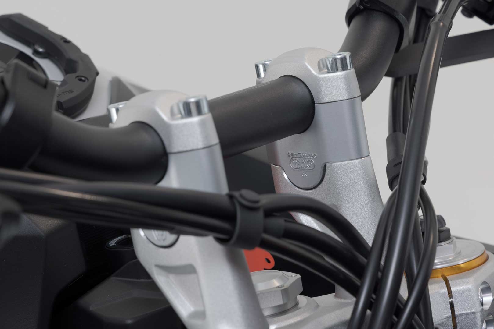 Ridicător de bară SW-Motech - H=30 mm. Argintiu. Triumph Tiger 900 GT/Rally Pro. Figura 3