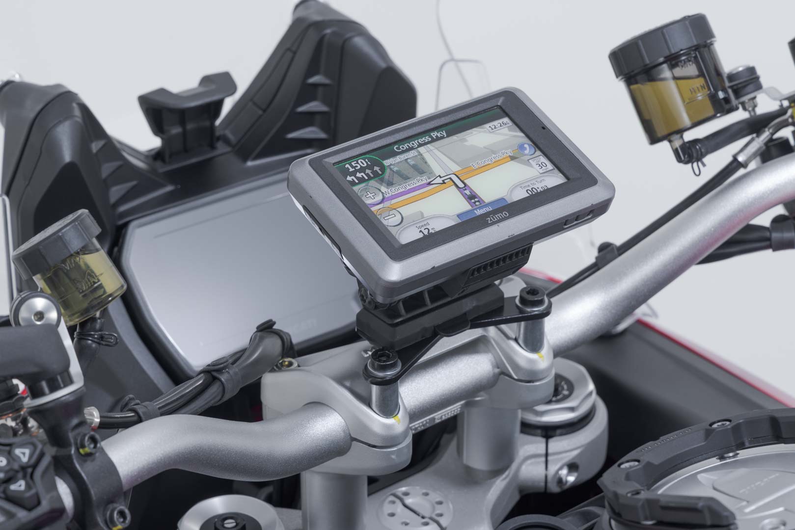 SW-Motech GPS-fäste på styret - Svart. Ducati Multistrada V4 (20-), V2 (24-). Figur 2