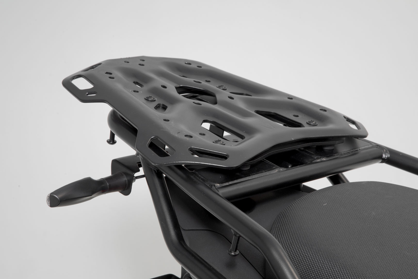Setul de aventură SW-Motech TRAX ADV - Negru. Benelli TRK 502 X (18-). Figura 3