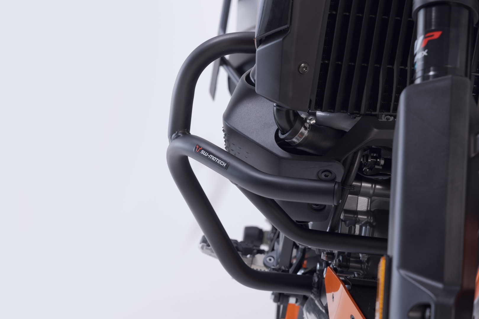 SW-Motech Krockbåge - Svart. KTM 890 SM T (23-). Figur 5