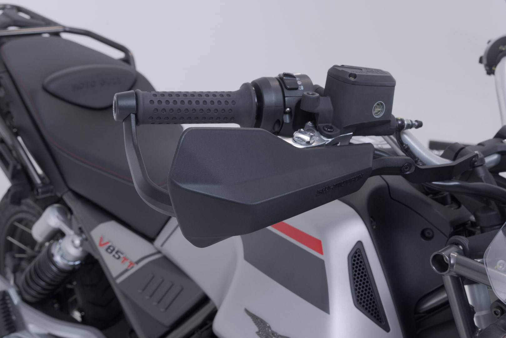 Kit SW-Motech Sport de protecție de mână - Negru. Moto Guzzi V85 TT (19-) / Travel (19-). Figura 4