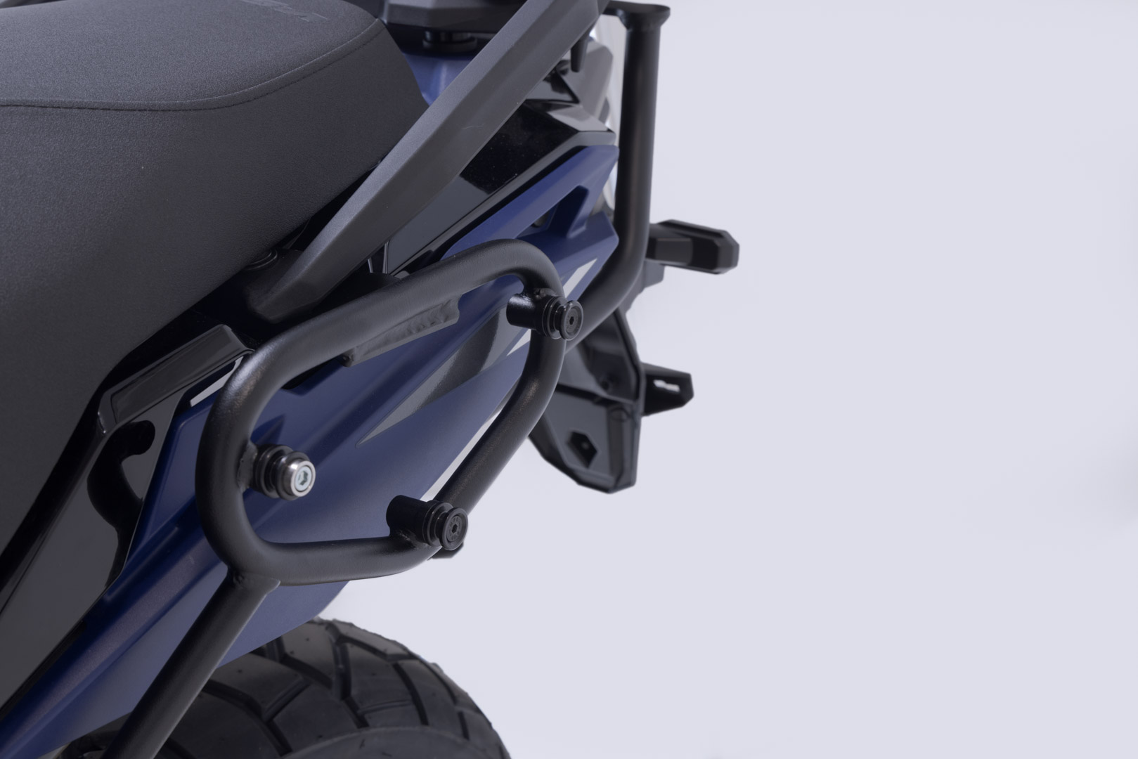 SW-Motech SLC portavion pe partea stângă - Suzuki V-Strom 800 / 800DE (22-). Figura 4