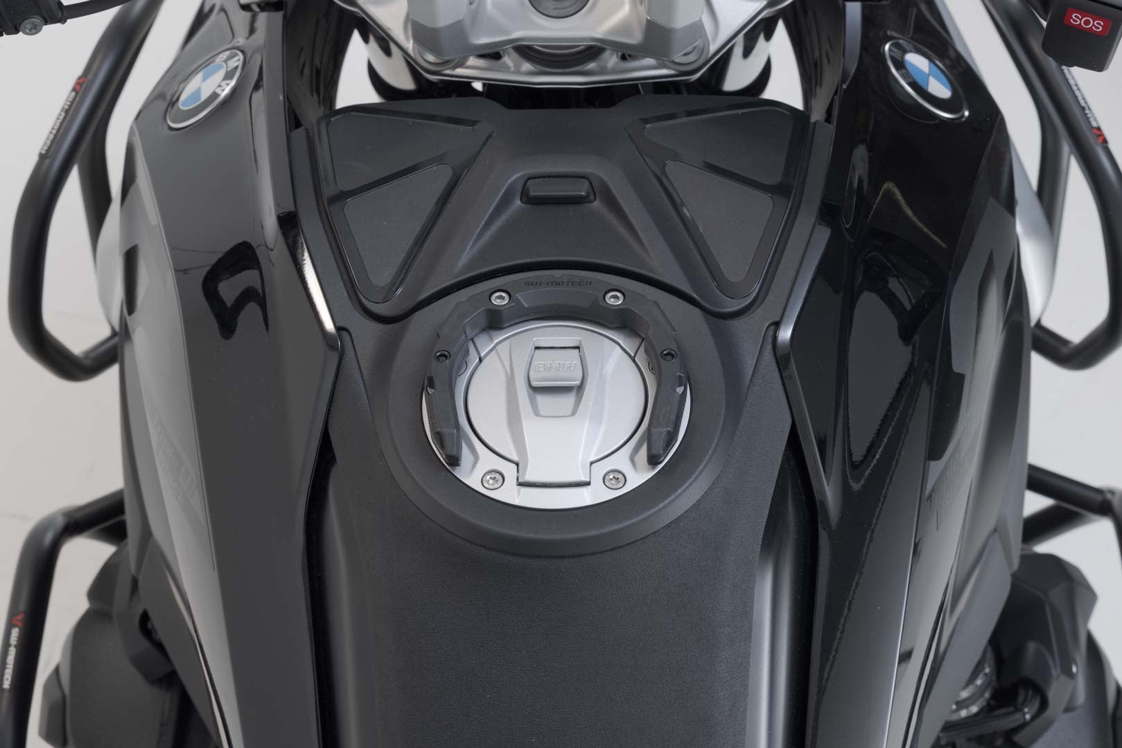 SW-Motech PROタンクリング - ブラック。BMW R 1300 GS(23-)。 図2