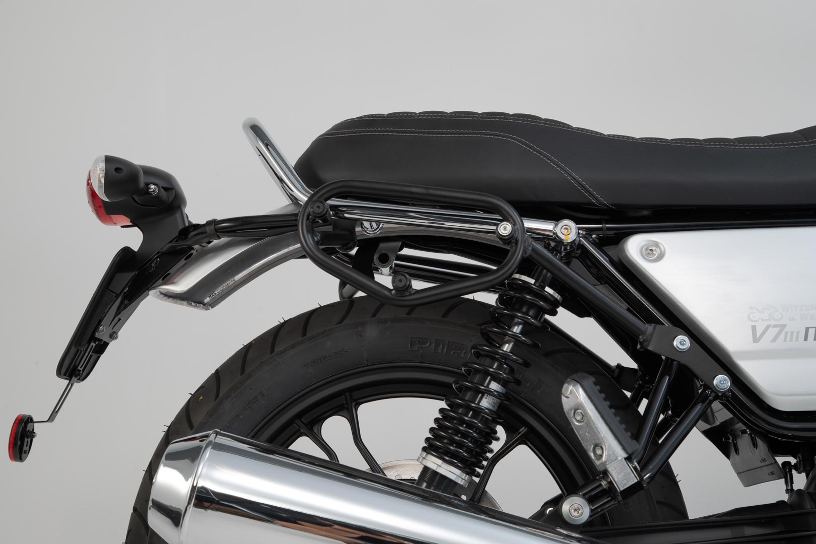 Sistem lateral SW-Motech URBAN ABS - 2x 16 l. Moto Guzzi V7 III (18-20). Figura 5