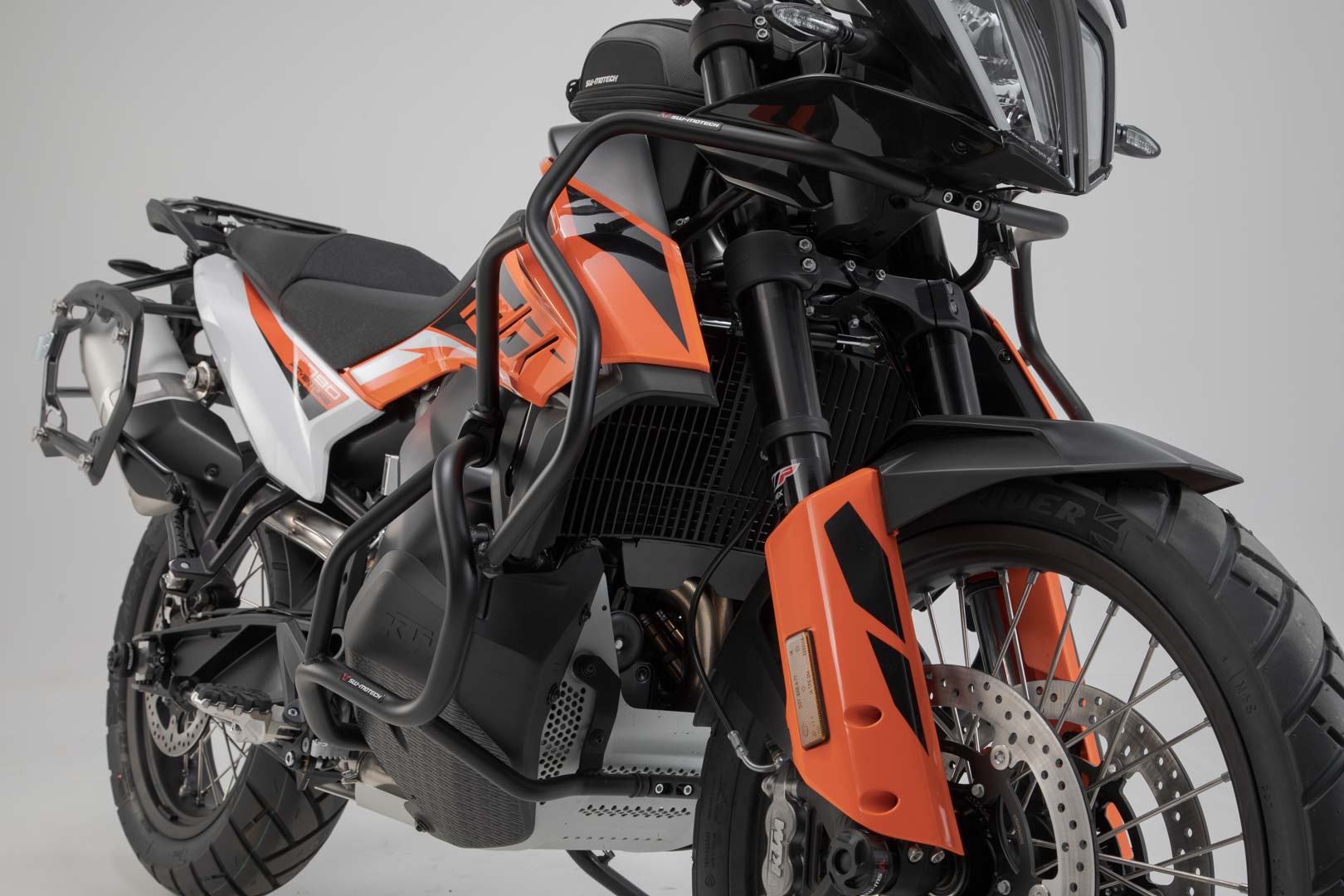 SW-Motech bară superioară de siguranță - Neagră. KTM 790 Adv/R (19-21), 890 Adv/R (20-22). Figura 3