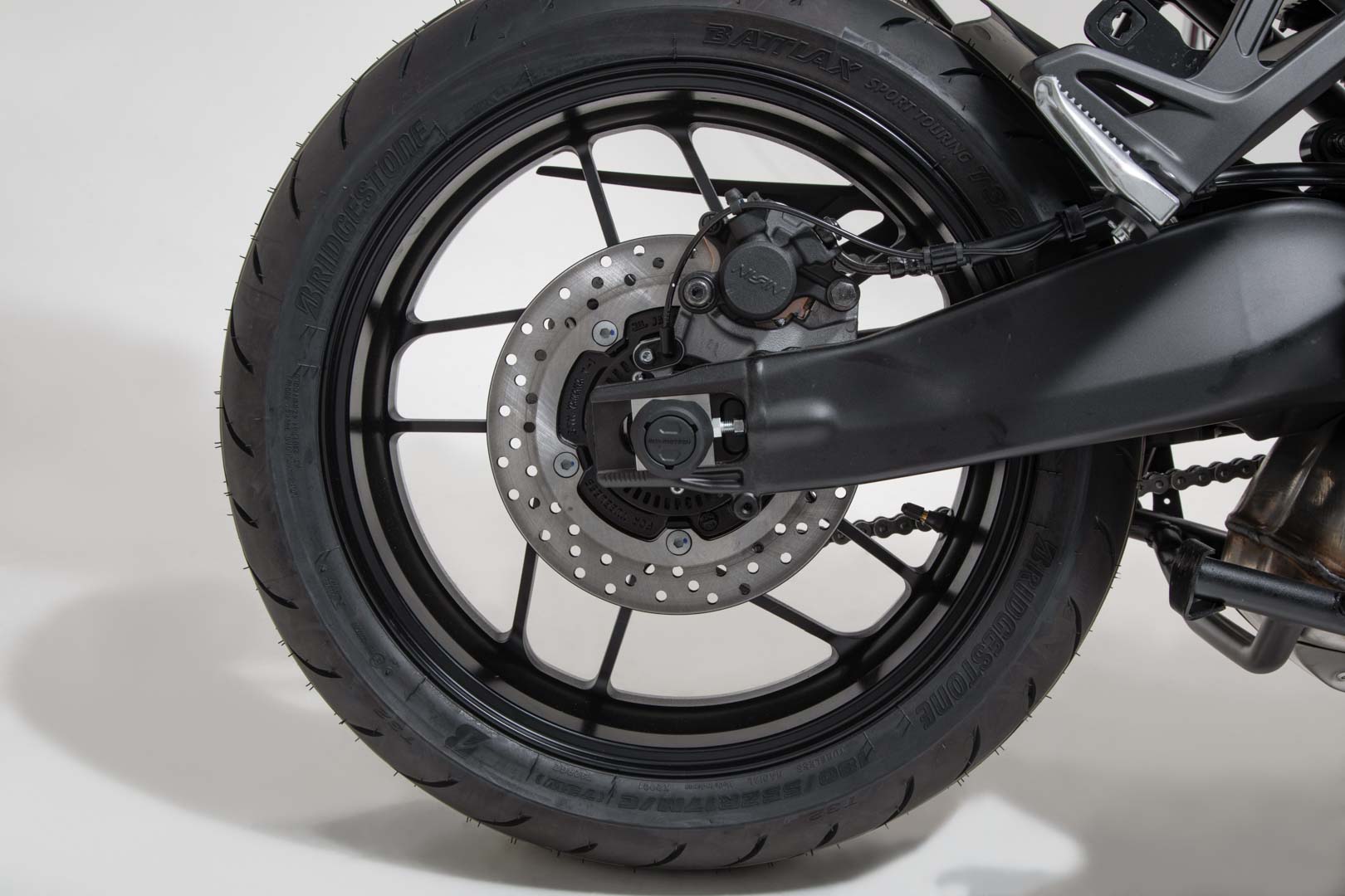 Setul SW-Motech Adventure Protecție - Yamaha Tracer 9 / GT (20-) / GT+ (22-). Figura 4