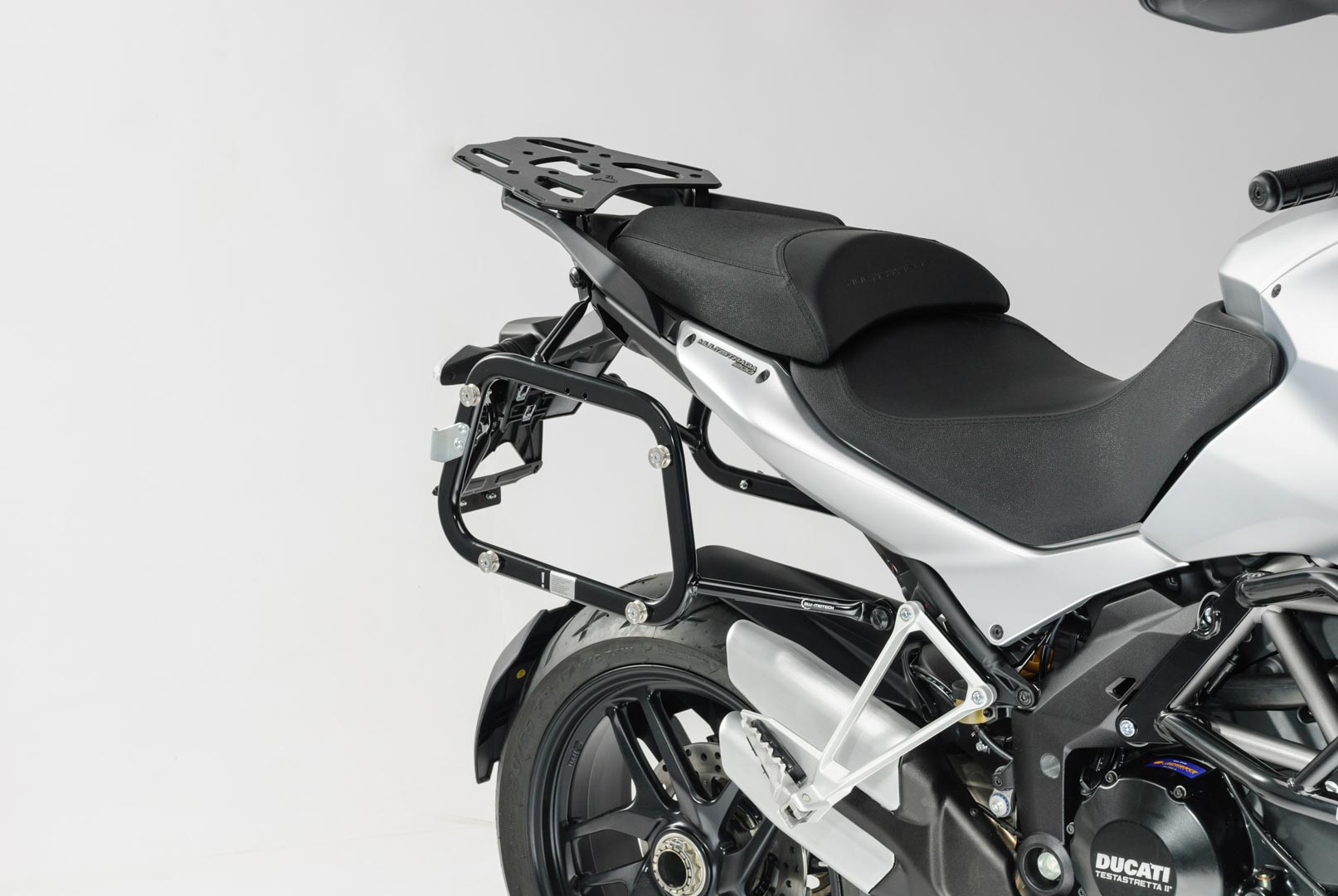 Sistem lateral SW-Motech AERO ABS - 2x25 l. Ducati Multistrada 1200 (10-14). Figura 3
