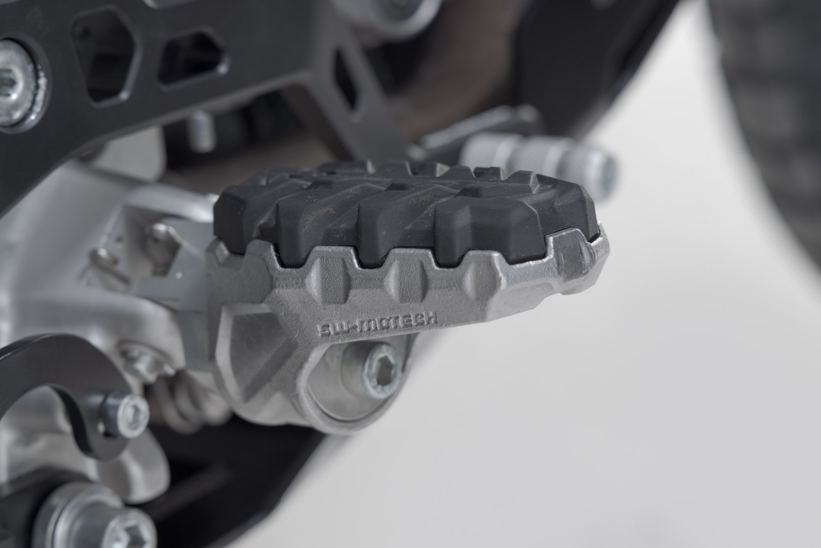Kit de sprijin pentru picioare SW-Motech EVO - Ducati Multistrada V4 / V2, DesertX. Figura 5