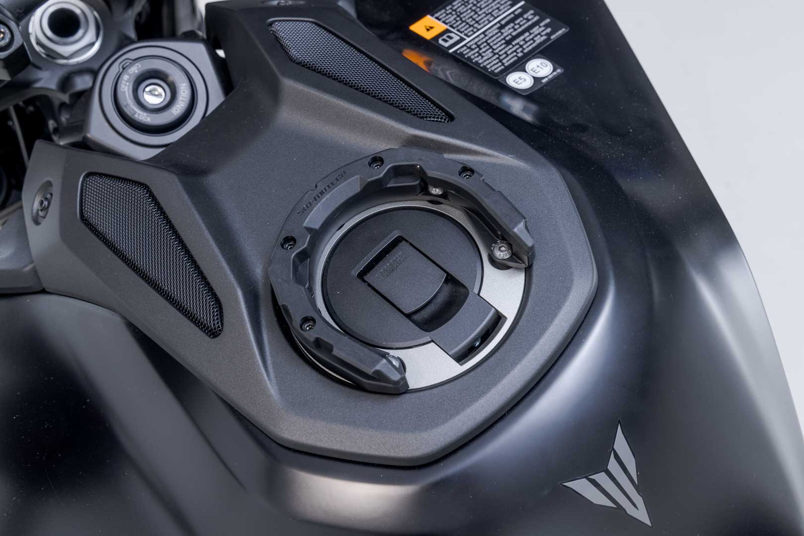 SW-Motech PRO tankring - Svart. Yamaha MT-09 (23-). Figur 2