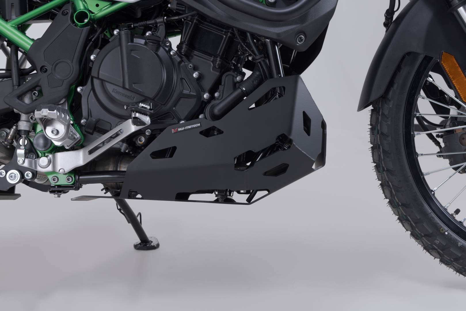SW-Motech Engine guard - Black. Kawasaki KLE500 / KLE500 SE (26-). Figure 3
