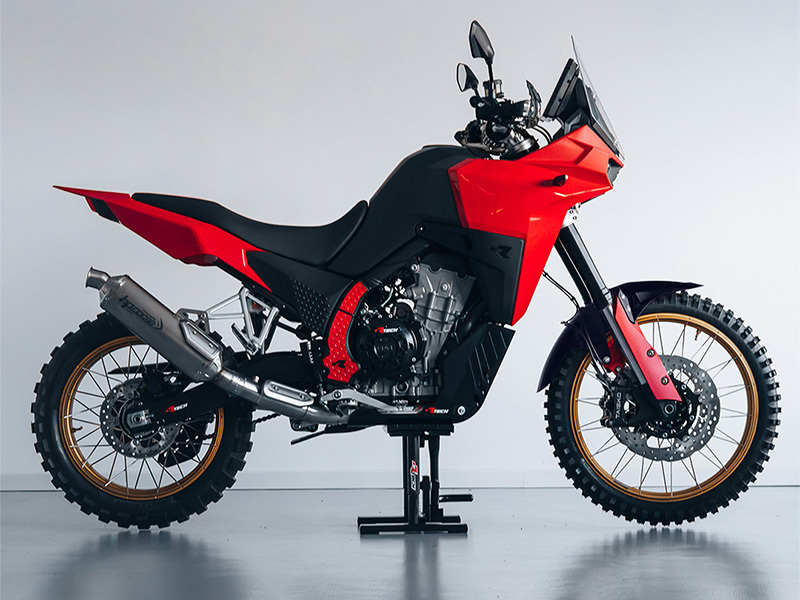 Race Tech Revolution plastkit Figur 1